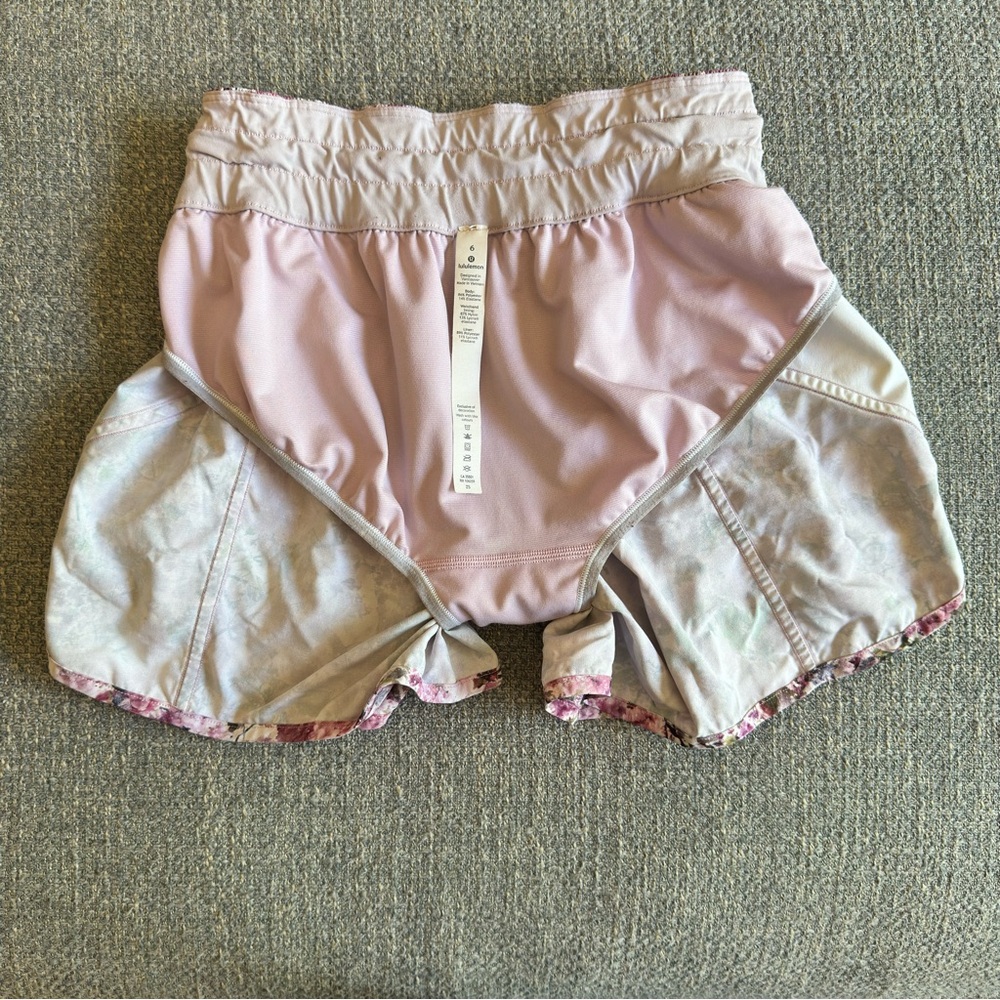 Lululemon Tracker Short V 4" Blossom Spritz Multi 6 - Picture 8 of 8